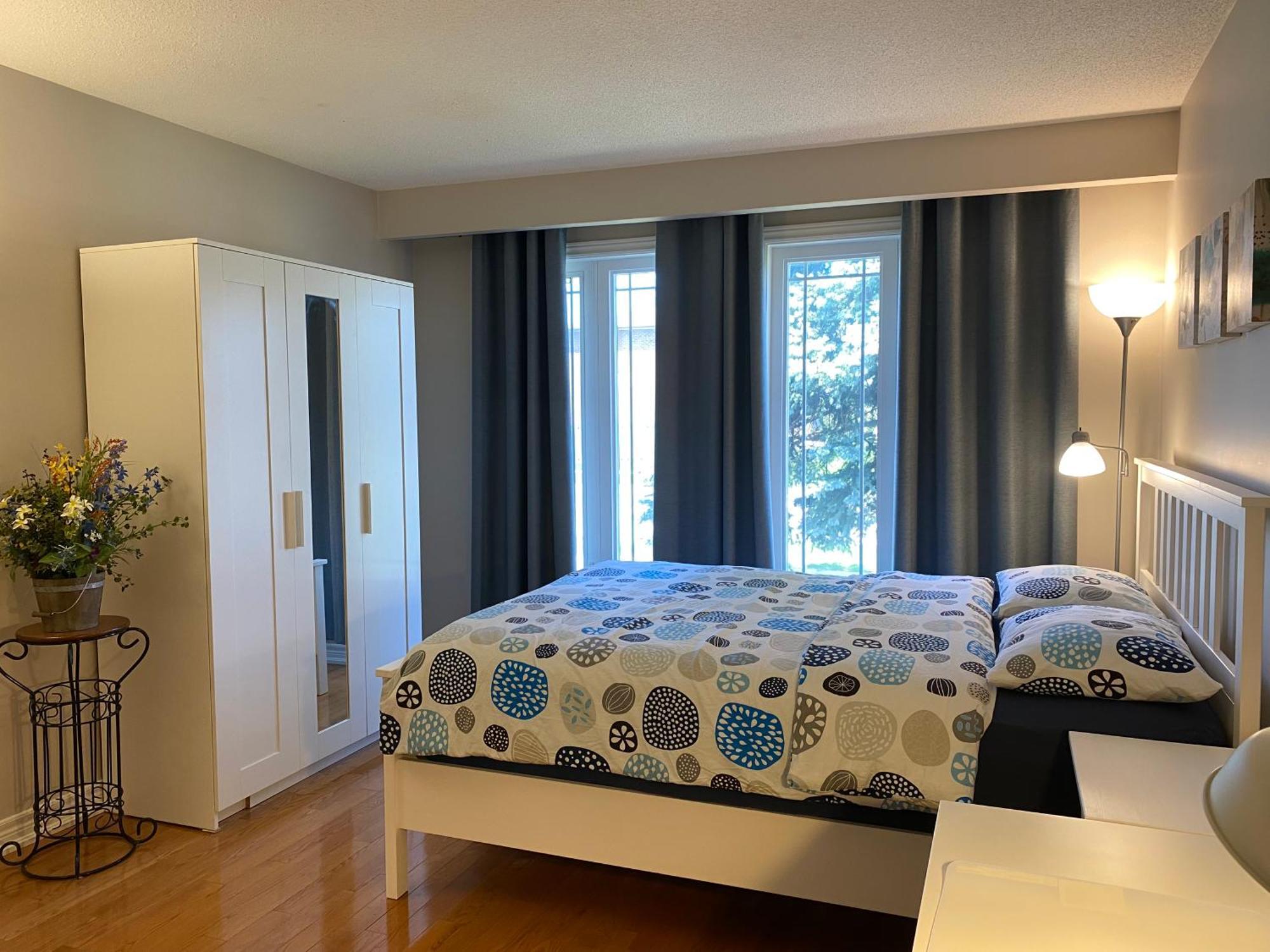 Comfort Rooms Near Toronto Airport ميسيسوجا الغرفة الصورة