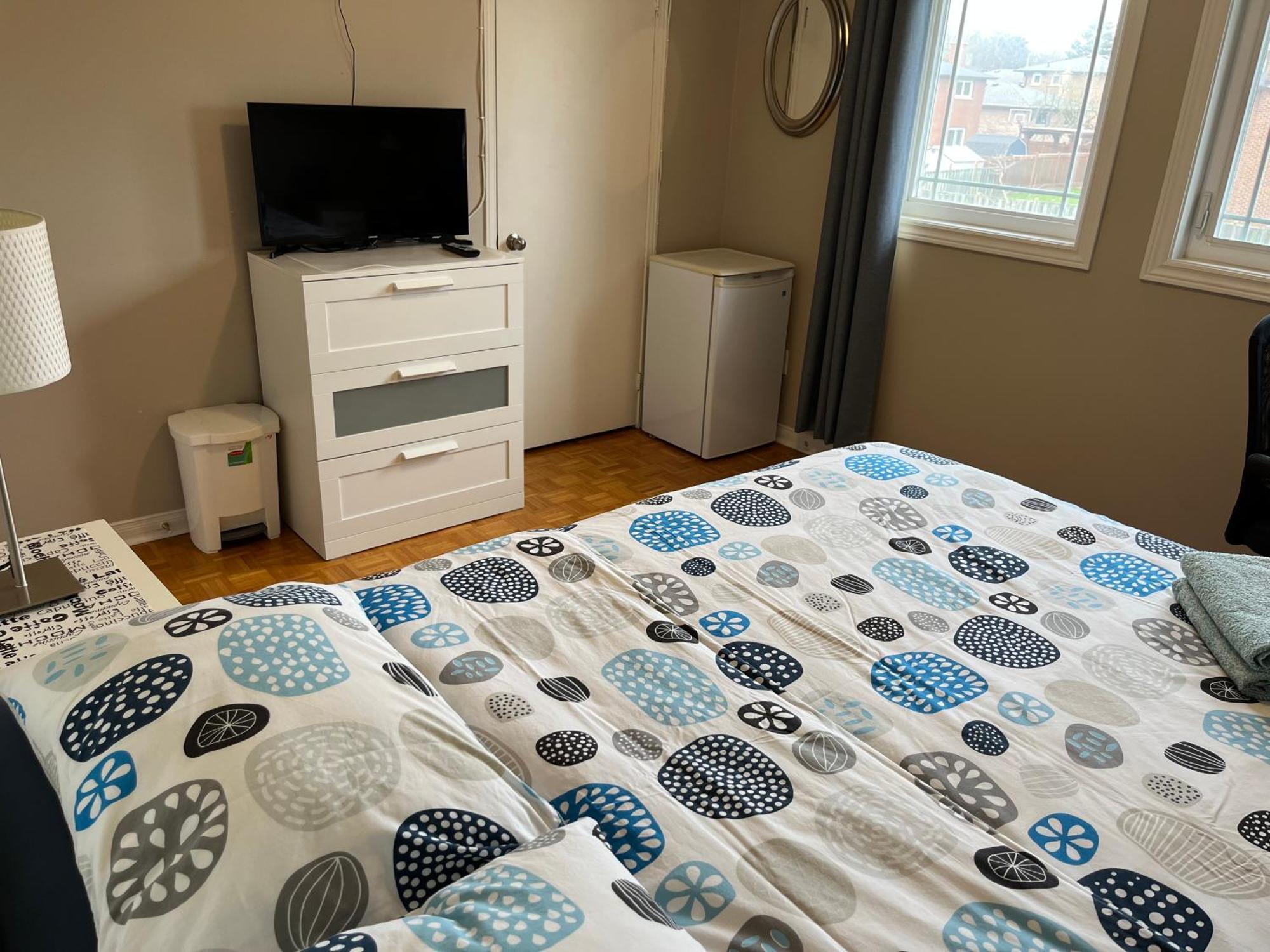Comfort Rooms Near Toronto Airport ميسيسوجا الغرفة الصورة