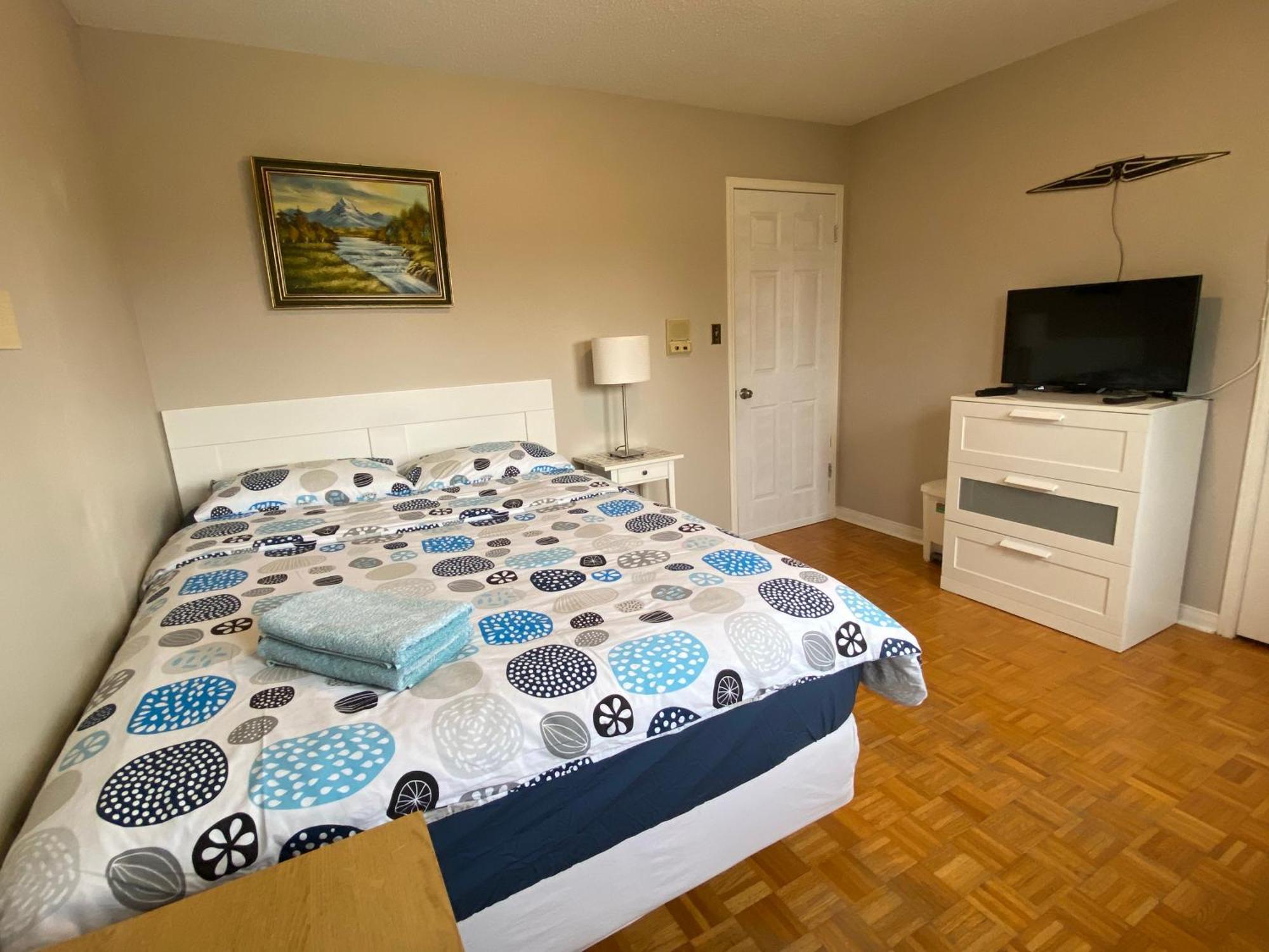 Comfort Rooms Near Toronto Airport ميسيسوجا الغرفة الصورة